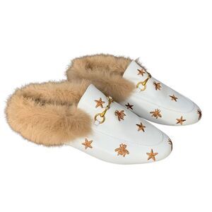 Arqa white leather embroidered fur lined mule‎ w bees & stars. Size 41(US 9.5)